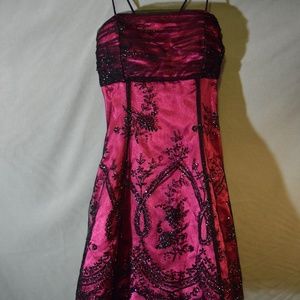 gorgeous pink party/prom dress